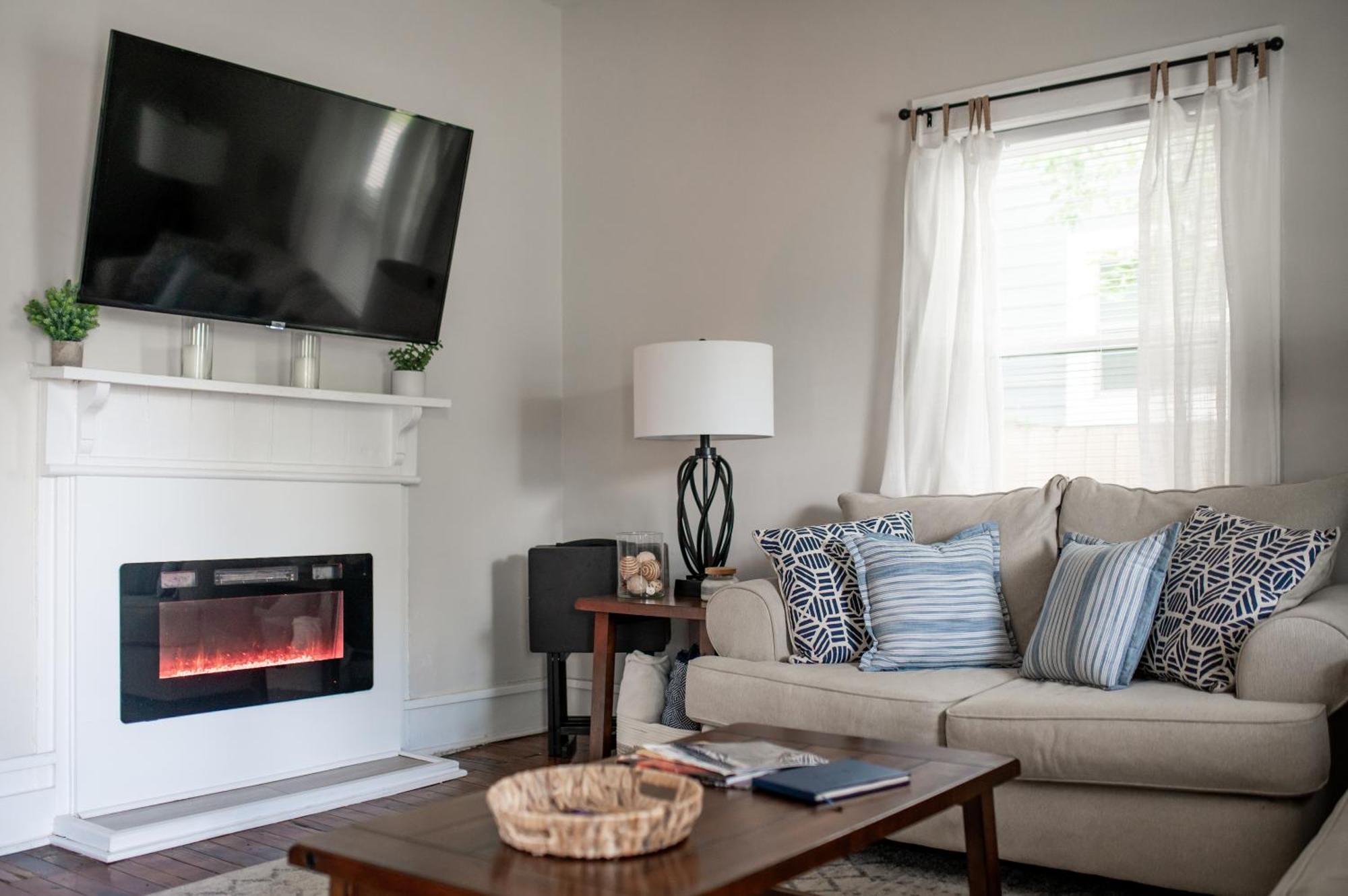 Bluewater Downtown Cottage Wilmington Bagian luar foto