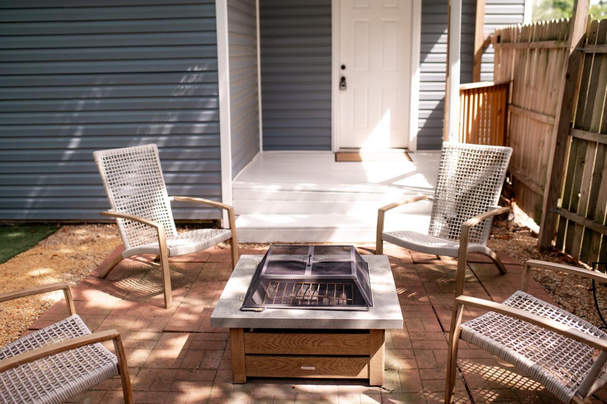 Bluewater Downtown Cottage Wilmington Bagian luar foto