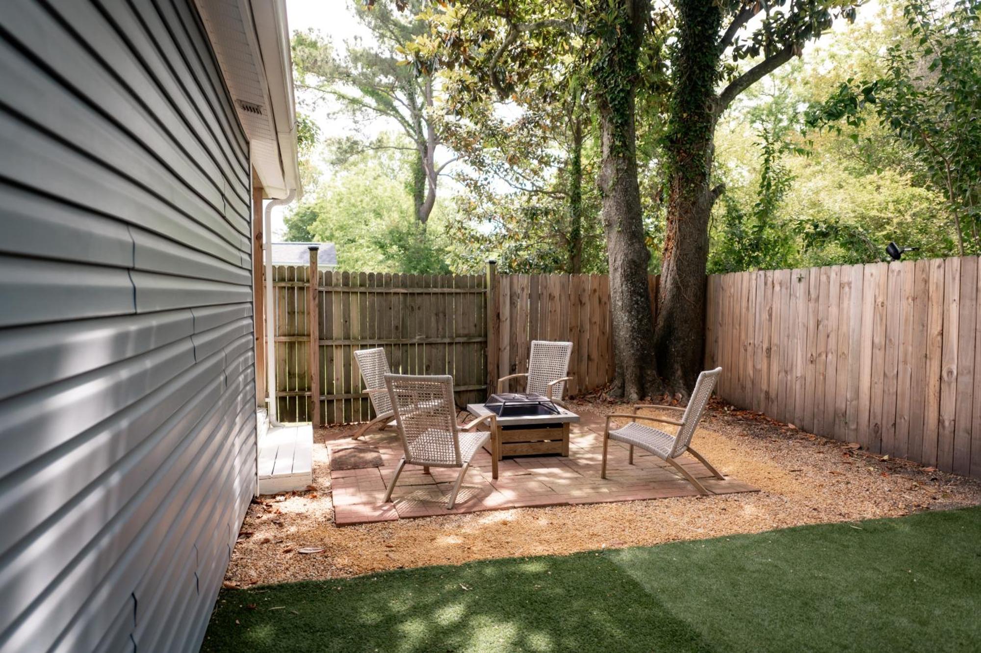 Bluewater Downtown Cottage Wilmington Bagian luar foto